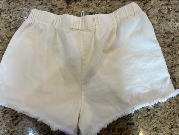 SheIn White Shorts - Image 2