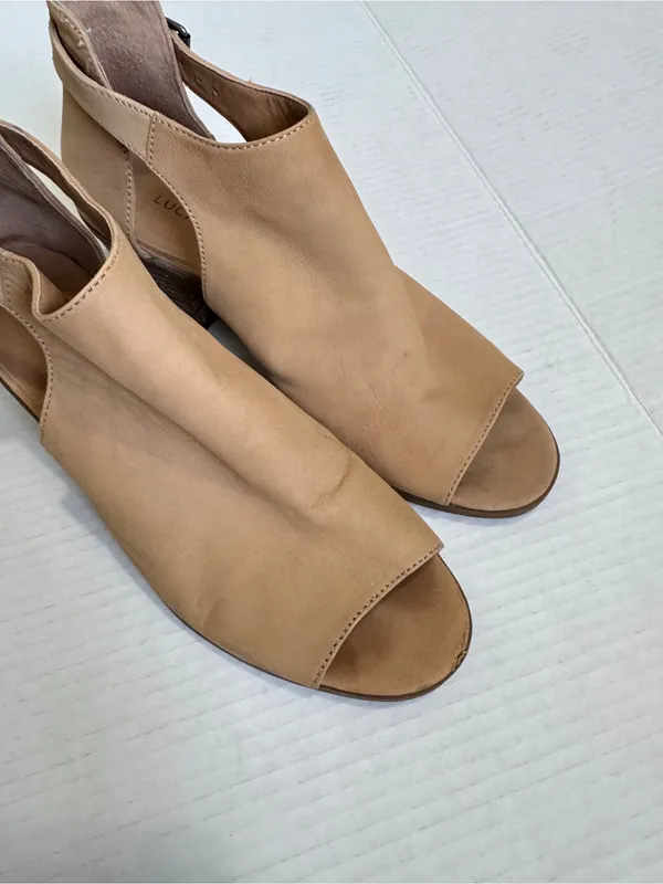 Lucky Brand Tan Leather Peep Toe Ankle Boots Womens 8 Casual Fall Buckle Heeled - Image 9