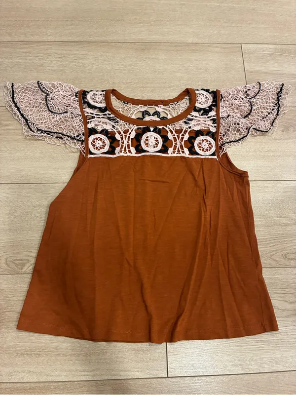 By Anthropologie Women’s Flutter Sleeve Top Lace Size M - Image 2