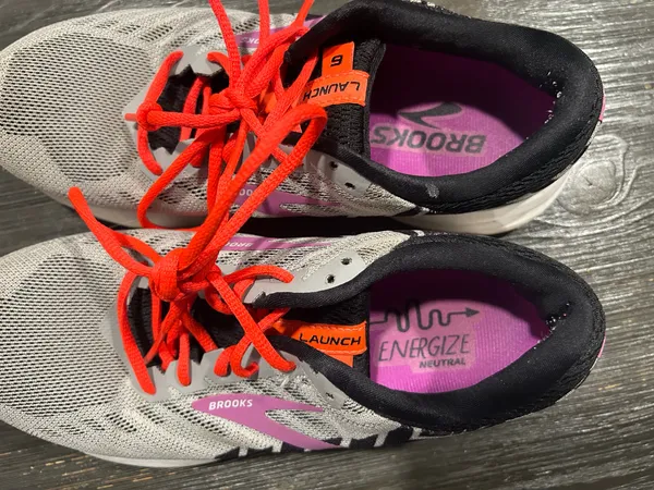 Brooks Launch Running Shoes 6.5  - Image 3