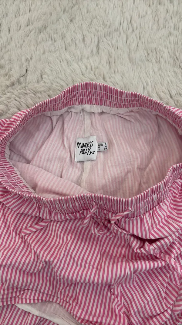 Princess Polly Linen Shorts - Image 2