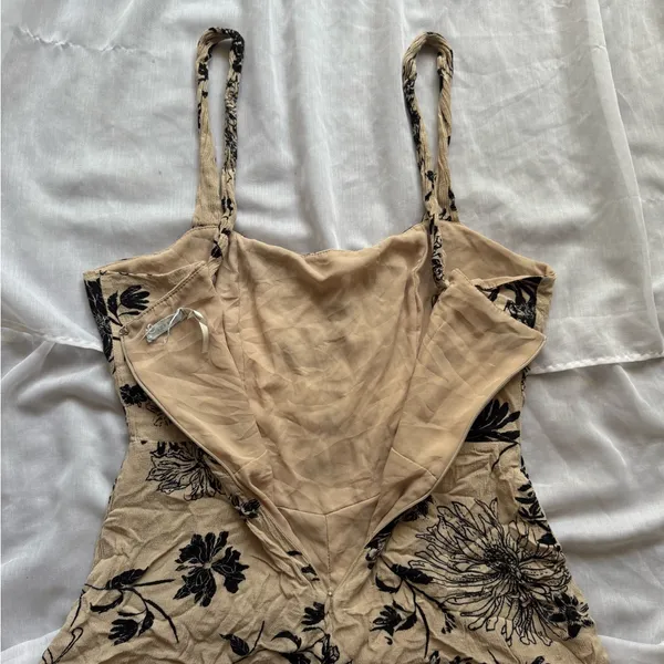 Urban Outfitters Kimchi Blue Floral Romper - Image 8