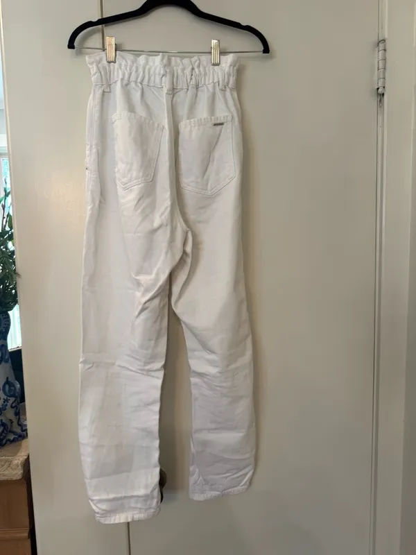 Zara White Paperbag Waist jeans Sz 2 - Image 3