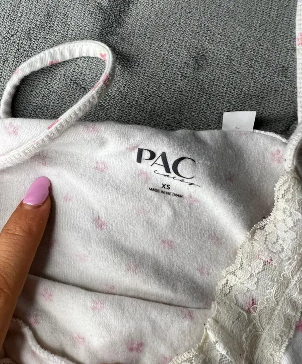 PacSun Floral Croptop - Image 2