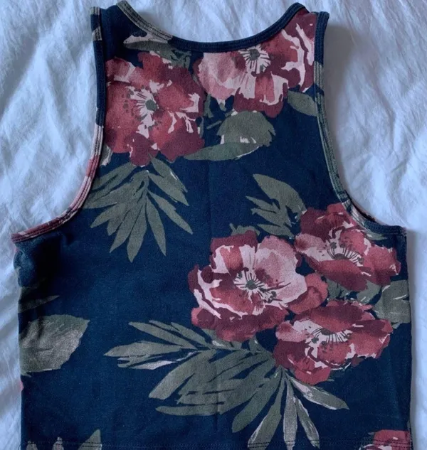 Aeropostale Floral Crop Top - Image 3