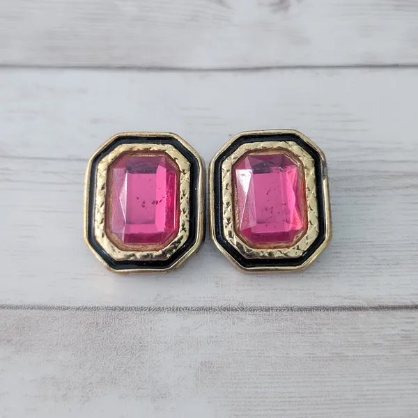 Vintage Clip On Earrings Pink & Gold Tone - Fair Condition - Image 2