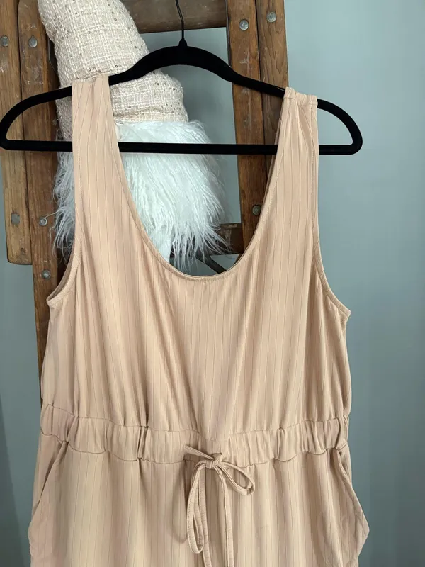 Light tan size XL elastic waist jumpsuit - Image 3