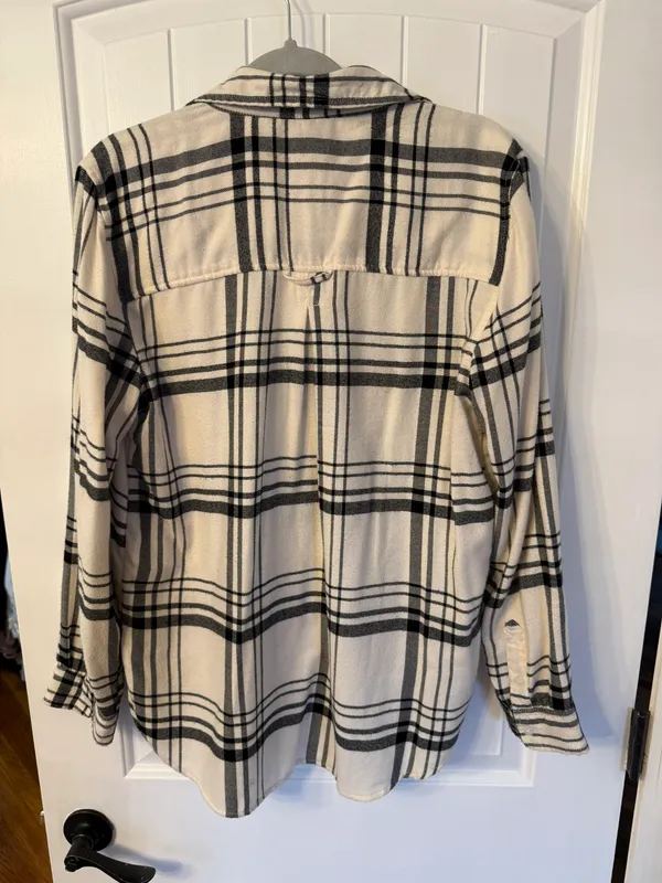 White & Black Plaid Flannel - Image 2