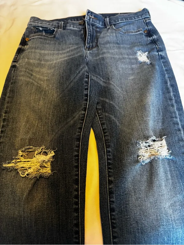 Banana Republic Ladies Medium Blue Straight Jeans - Image 2