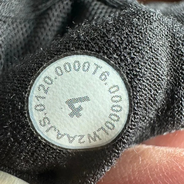 Lululemon Energy Bra Incognito Camo Multi Grey Size 4 - Image 5