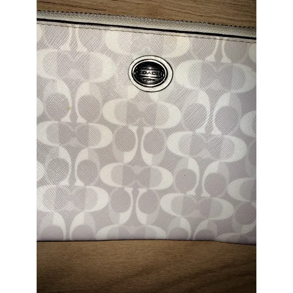 Coach‎ Peyton Dream C Slim Zip Around Wallet Wristlet Gray White Hang Tag G - Image 3