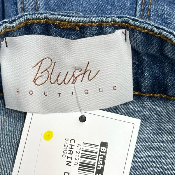 Blush Beaded Fringe Frayed Distressed Denim Shorts‎ High Rise Size Medium/28 - Image 4
