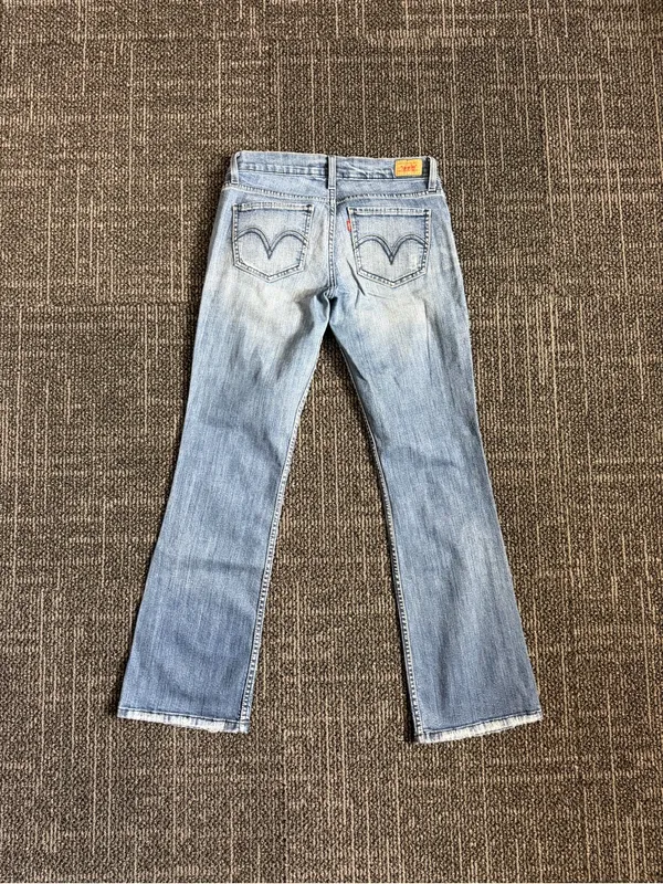 Levis 524 Too Superlow Jeans Juniors size 9 Boot Stretch Faded Blue Low Rise - Image 5
