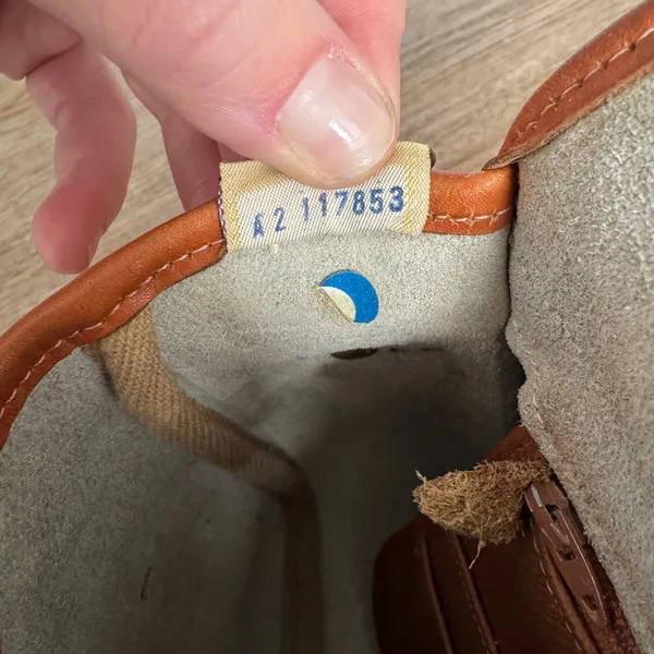 Vintage Dooney & Bourke AWL Equestrian Bag Natural Cream British Tan Brass USA - Image 9