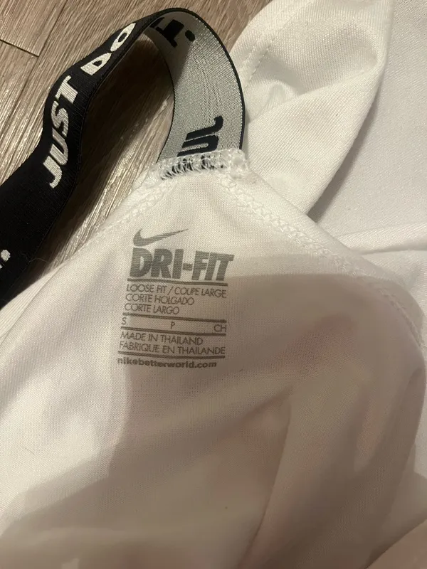 Nike Tank Top Women’s - Image 3