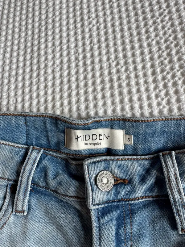 Hidden Jeans Shorts - Image 5