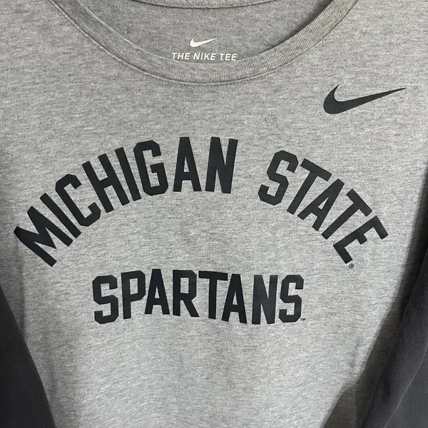 Nike Long Sleeve T-shirt Michigan State University‎ Spartans Women's Size XL - Image 3