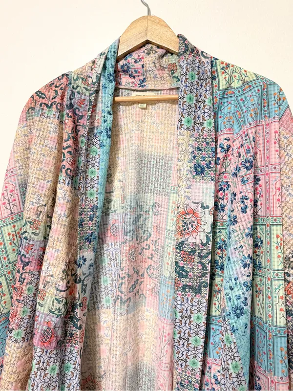 World Market Floral Boho Patchwork Open Front Kimono Cardigan one size pink blue - Image 4