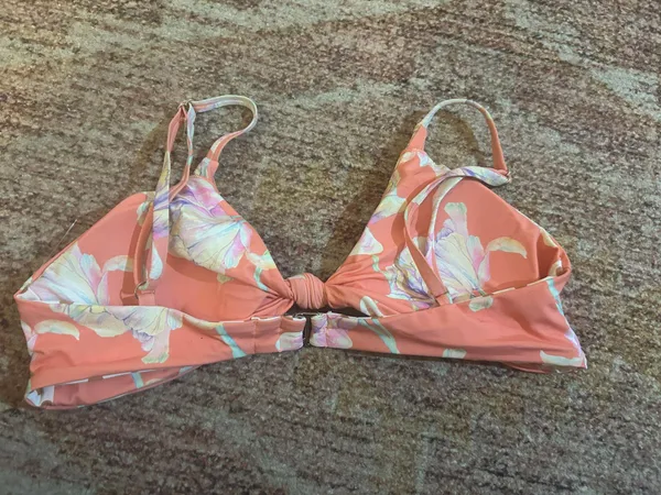 Daisy Dippin’ ’s Bikini Top - Image 2