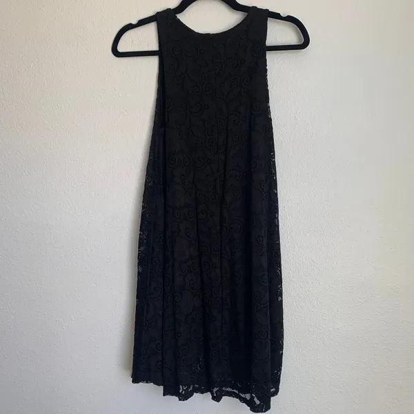 5/$25 Ginger‎ G Sleeveless Allover Lace Dress in Black - Image 3