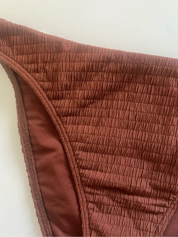{Abercrombie & Fitch} Brand New Brown Textured Bikini Bottoms - Image 2