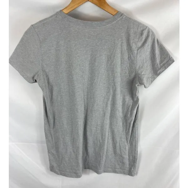 Under Armour Loose Fit Heat gear graphic tshirt size small - Image 4