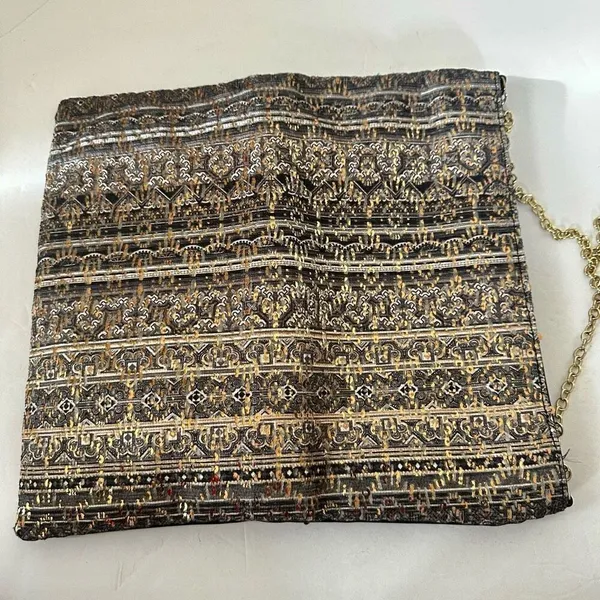 La Je expandable clutch purse - Image 4