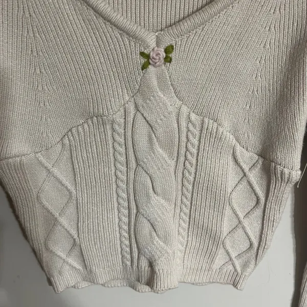 Beverly and Beck PacSun Cropped Sweater Lilac Rosebud Cable Knit Size Small‎ NEW - Image 3