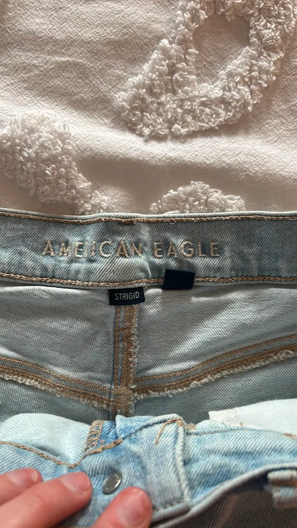 American eagle Jean shorts - Image 3