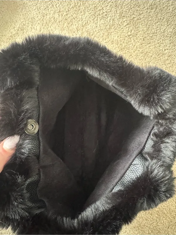 Faux fur star purse Black - Image 4