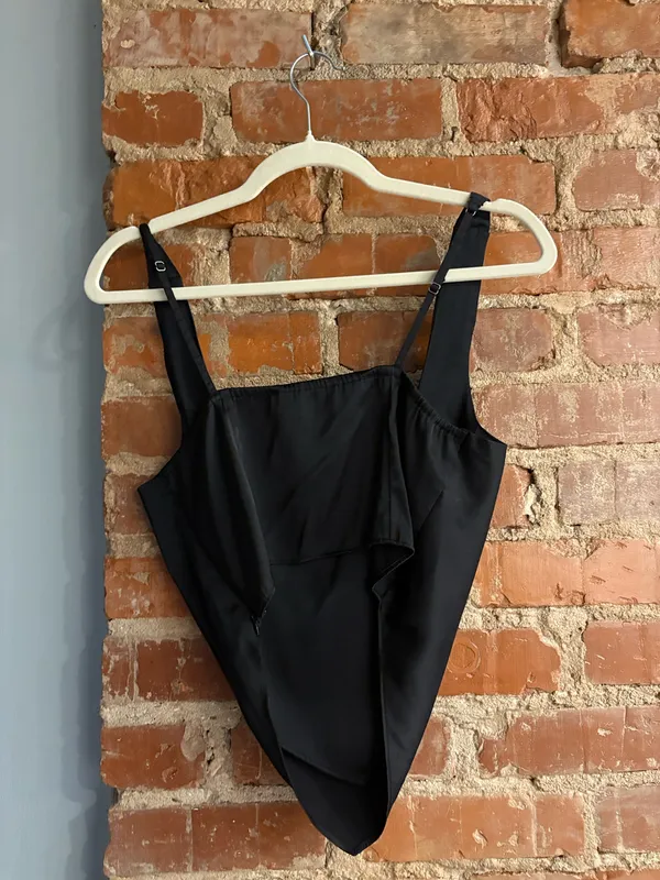 Abercrombie Crop Top Black - Image 3