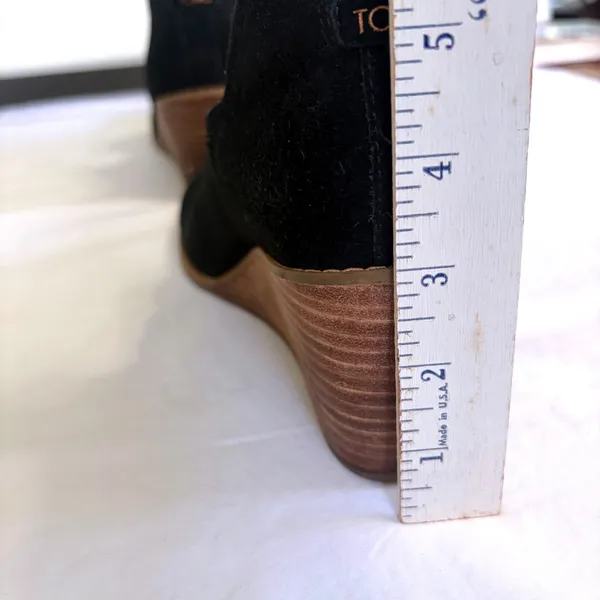 TOMS Kallie Black Suede Side‎ Cutout Wedge Ankle Booties Womens 9.5 - Image 9