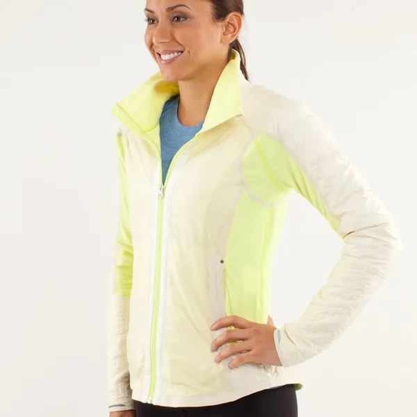 Lululemon Yellow Cream Down Ski Jacket Sz 6 Hooded Water Resistant Luxe Warm - Image 3