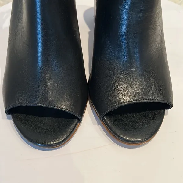 KURT GEIGER Leather Peep Toe Heel Sandals Women's size 40. - Image 3