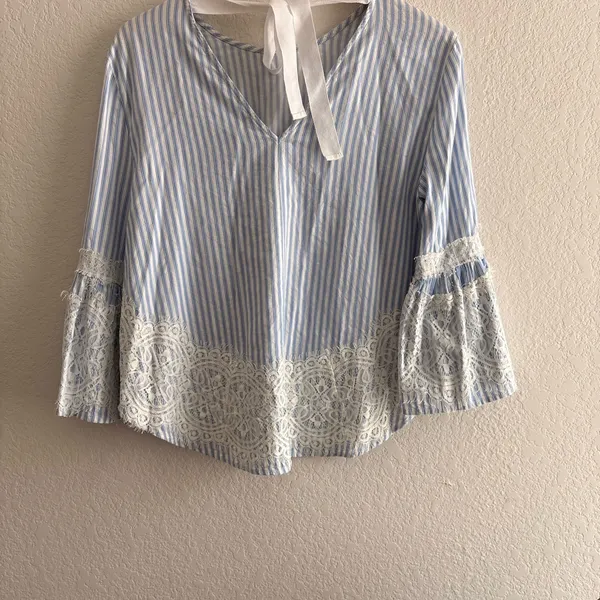 Zara Blue and White Striped Lace Blouse - Image 5