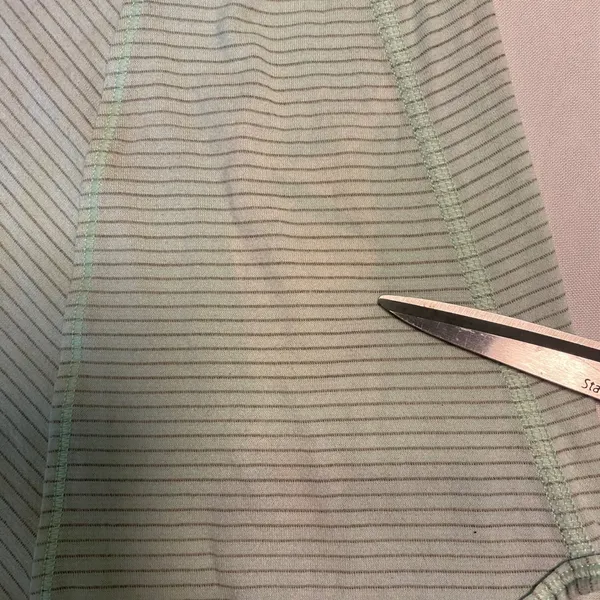 Bundle of 2 Lululemon Workout‎ Tank Tops Size 4 - Image 12