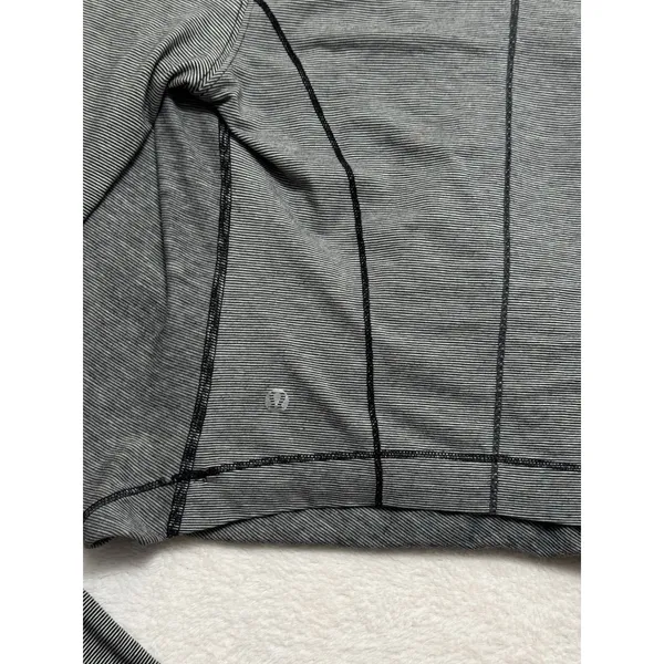 Lululemon Women's Iconic Wrap Sweater Gray Pullover Size 6 - Image 4