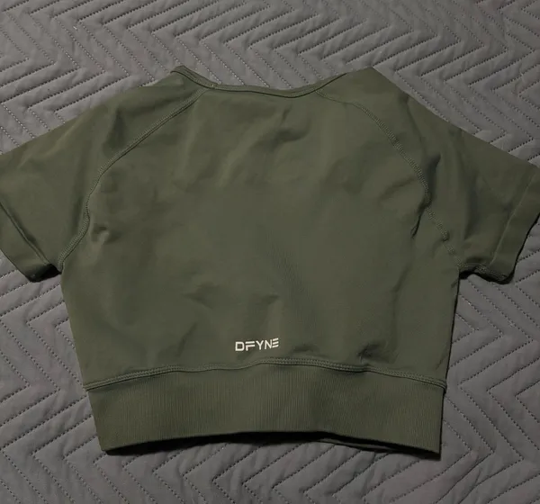 DFYNE Crop Tee - Image 2