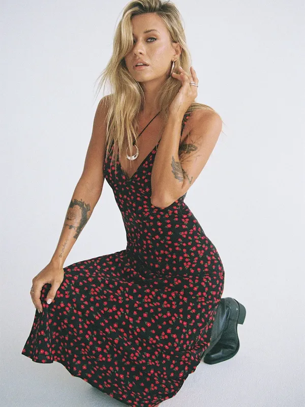 Princess Polly Nellie Maxi Dress Black/Red Floral Size 4 New with tag - Image 2