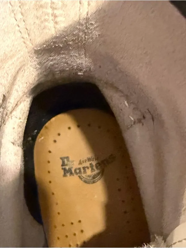 Dr. Martens Cream and Black Lace-Up Boot Interior - Image 6