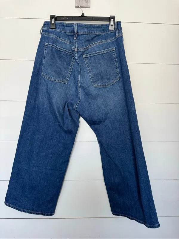 Old Navy Women’s 14 WOW Wide Leg Jeans Denim - Image 3