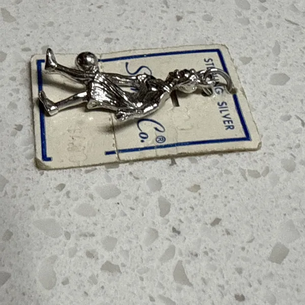 Vintage Estate Spencer‎ Co. 925 Sterling Silver Woman Playing Basketball Charm - Image 3
