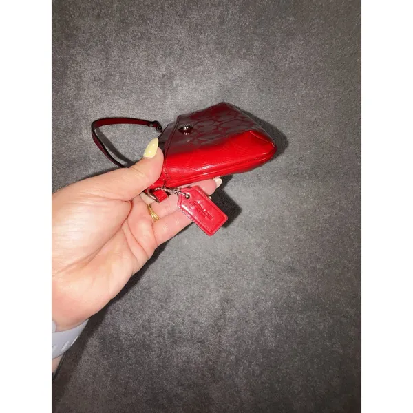 coach red patent leather wriset y2k signature c design - Image 5