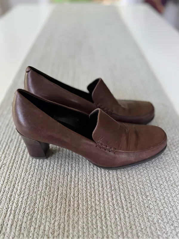 Franco Sarto Brown Leather 90s Minimalist Block Heel Loafers Size 8 - Image 3