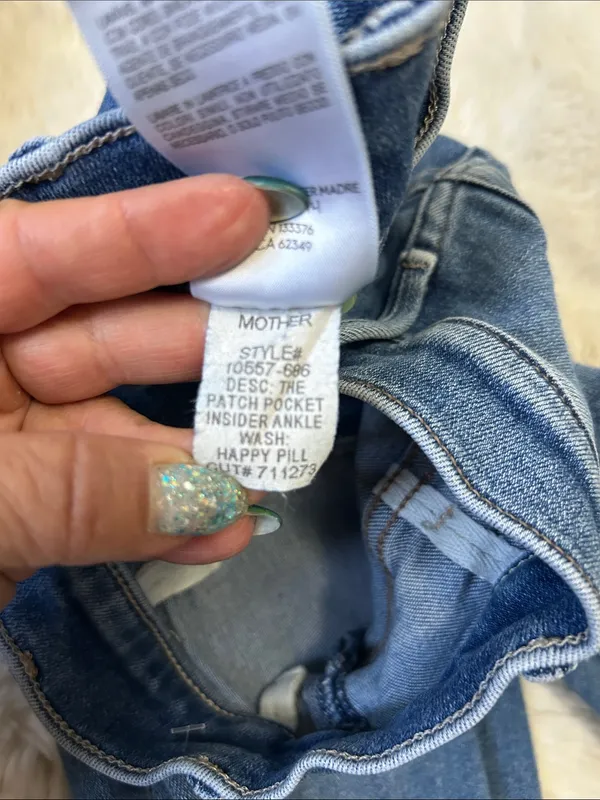 Mother The Patch Pocket Insider Ankle in Happy Pill - Image 9