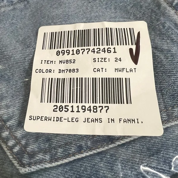 NWT Madewell Superwide Leg Jeans Fannin Wash Rigid Denim Cuffs High Rise - Image 16