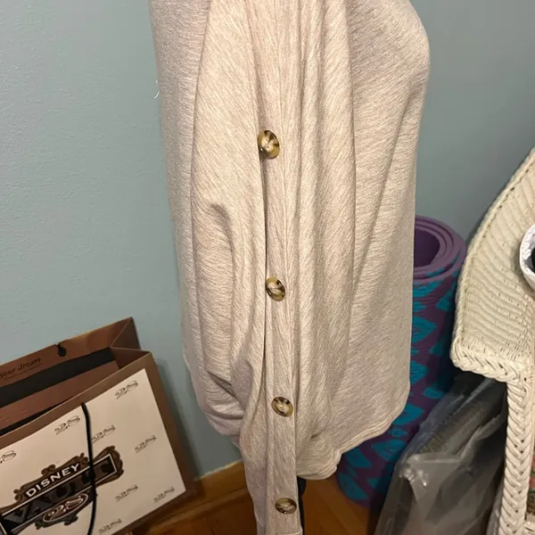 Pink Lily Light Beige Sweatshirt - Image 2