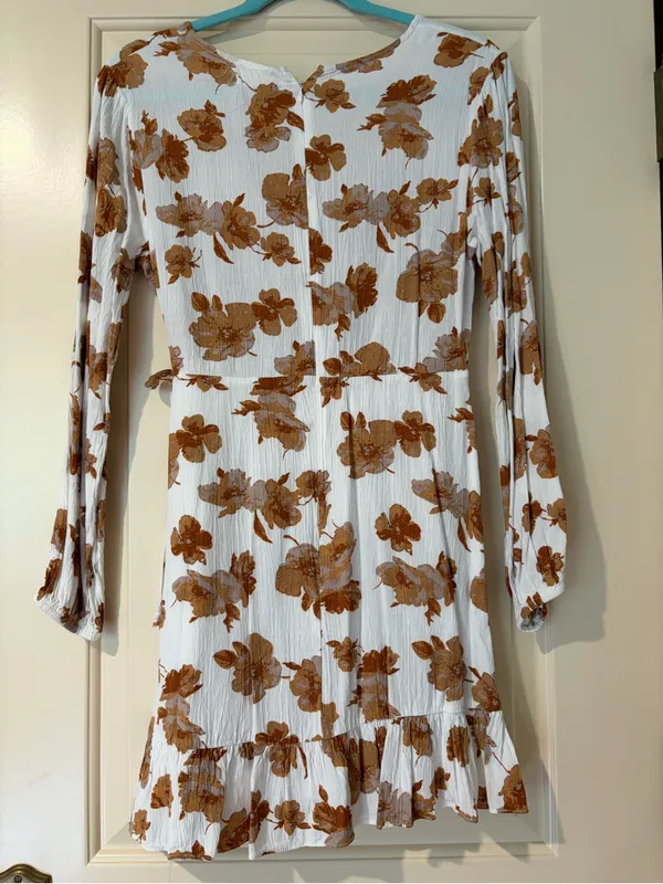 Altar’d State Long-Sleeve Brown Floral V-Neck Mini Dress Size M - Image 2