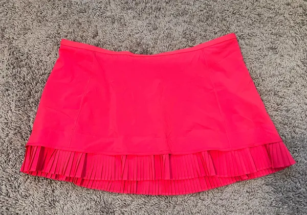 Lululemon ‼️ City Sky Run By Skirt‼️ - Image 4