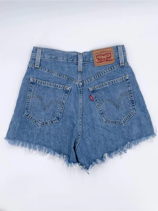 Levi's High Waisted Mom Shorts Size 24 Distressed Denim Cotton Frayed Hem Retro - Image 7